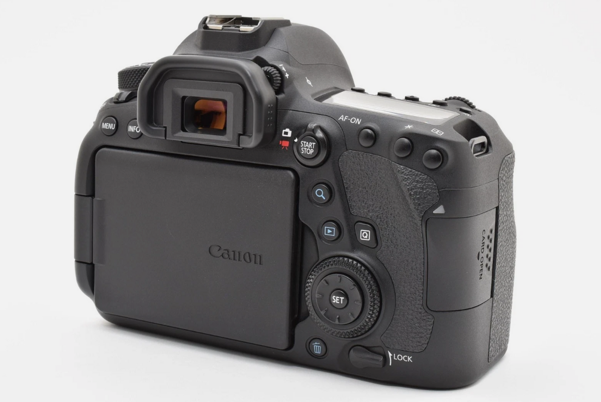 Canon EOS 6D Mark II Digital SLR Camera Shutter Count:14,829 – Tee Canon EOS 6D Mark II Digital SLR Camera Shutter Count:14,829 – Tee